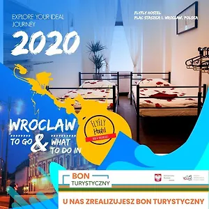 Flyfly , Darmowy Parking , Rezerwuj Przez Urzadzenia Mobilne -10 Procent Хостел
